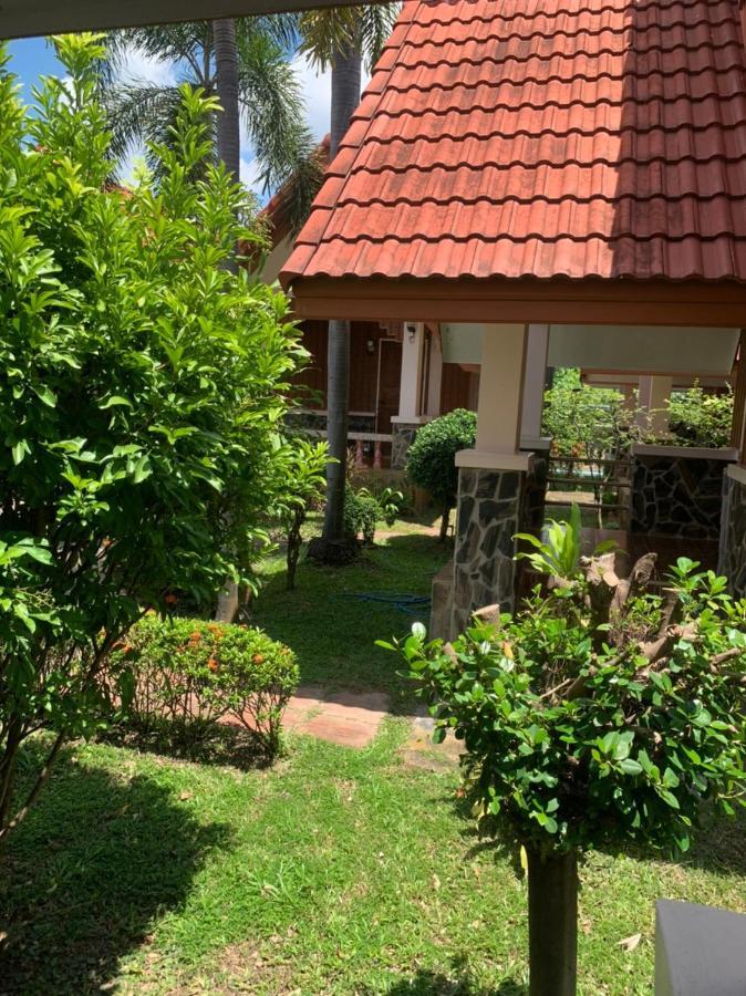 Bunraksa Resort Kamphaeng Phet Exteriör bild