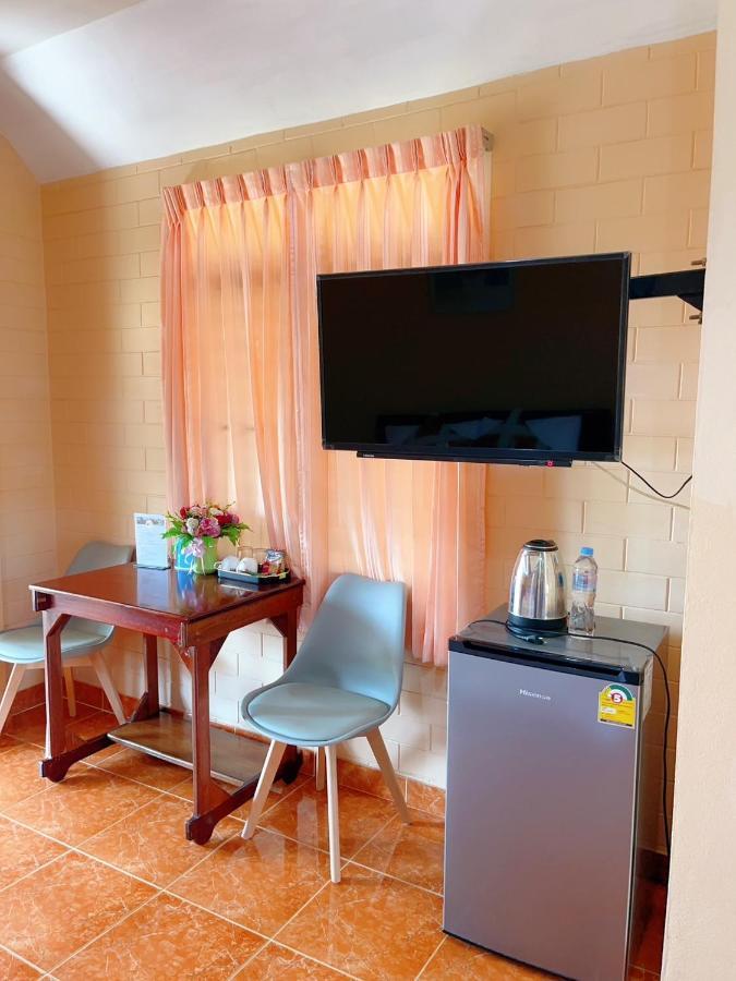 Bunraksa Resort Kamphaeng Phet Exteriör bild