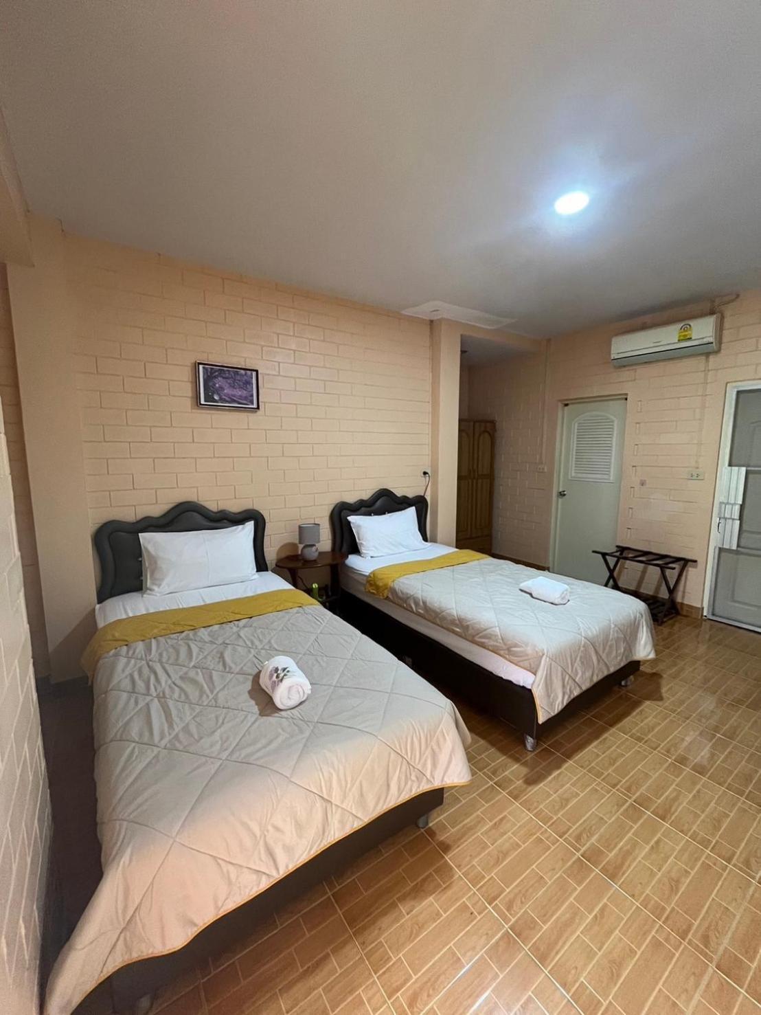 Bunraksa Resort Kamphaeng Phet Exteriör bild
